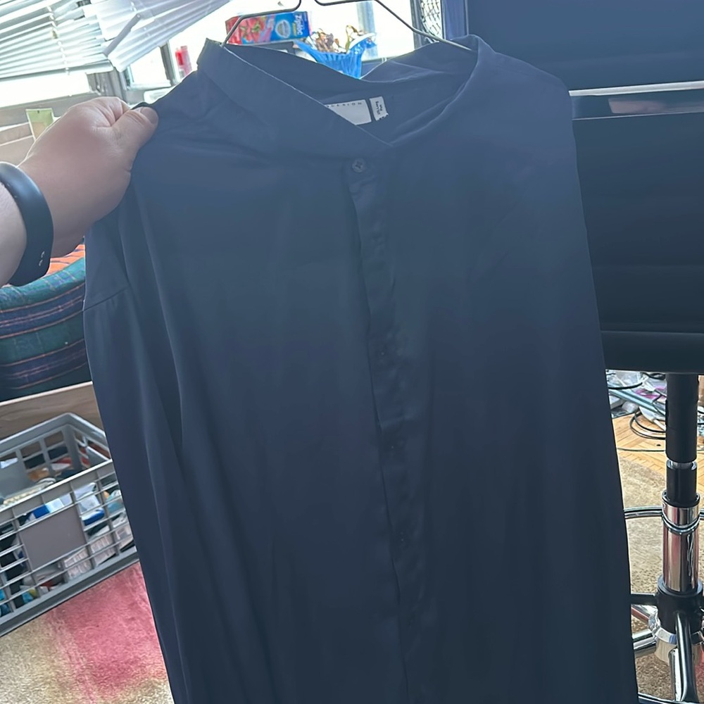 Men’s navy silk clubbing top